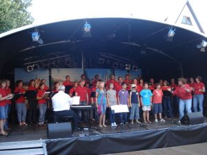 Der Jugendchor FERMATE liefert ebenfalls einen überzeugenden Auftritt