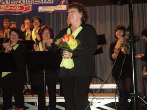 Chorleiterin Erika Wagner freut sich über den erfolgreichen Auftritt ihres Chors