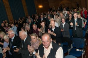 Standing Ovations am Schluss - das Publikum ist begeistert ...
